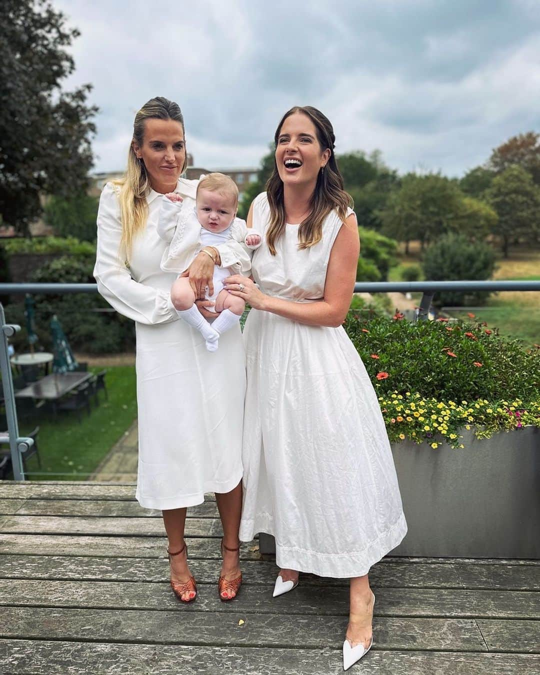 アレクサンドラ・フェルステッドさんのインスタグラム写真 - (アレクサンドラ・フェルステッドInstagram)「My boys got Christened today and what a glorious day it was. Very special with family & godparents 🫶🏼✝️  Feeling incredibly blessed x 🙏🏼」9月18日 3時48分 - binkyfelstead