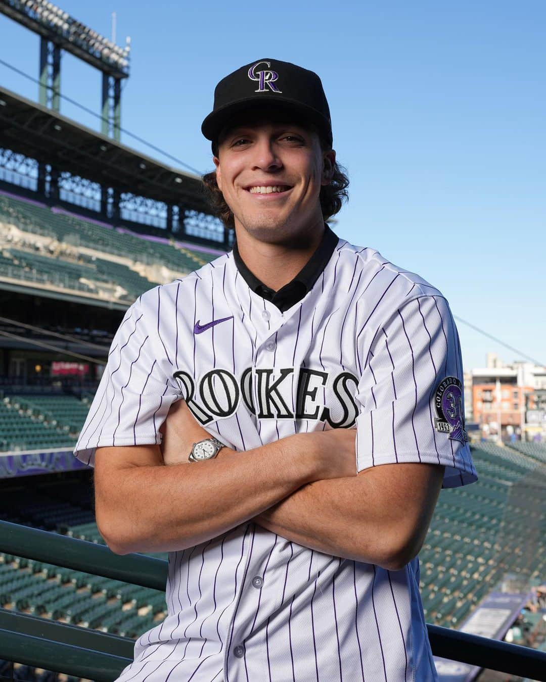 コロラド・ロッキーズのインスタグラム：「First official visit to Coors for our 2023 First Round Draft Pick, Chase Dollander!」