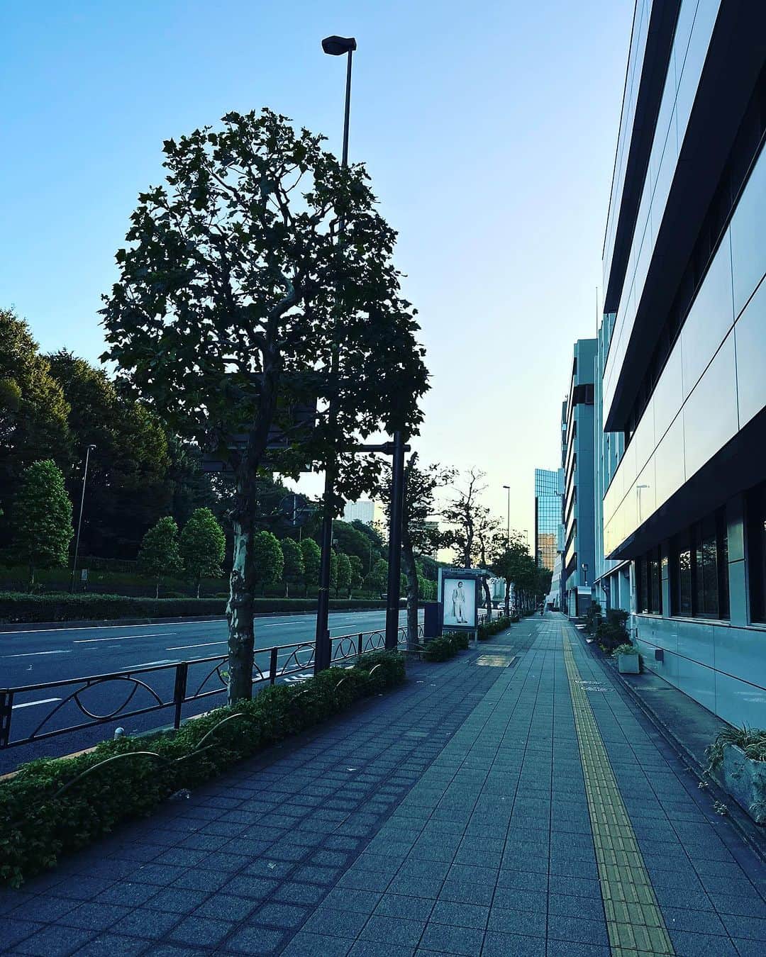 藤沢文翁さんのインスタグラム写真 - (藤沢文翁Instagram)「まだ誰も歩いていないw」9月18日 5時48分 - fujisawabun_o
