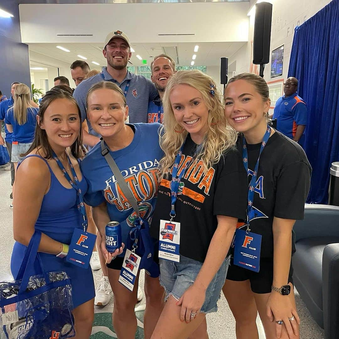 ブリジェット・スローンさんのインスタグラム写真 - (ブリジェット・スローンInstagram)「Gator girlies forever 🫶  • Ladies we still got it! Amazing weekend celebrating our 2013 NCAA & SEC Championship Titles! My heart is so full right now ❤️✨ #gogators」9月18日 7時07分 - bridgetsloan