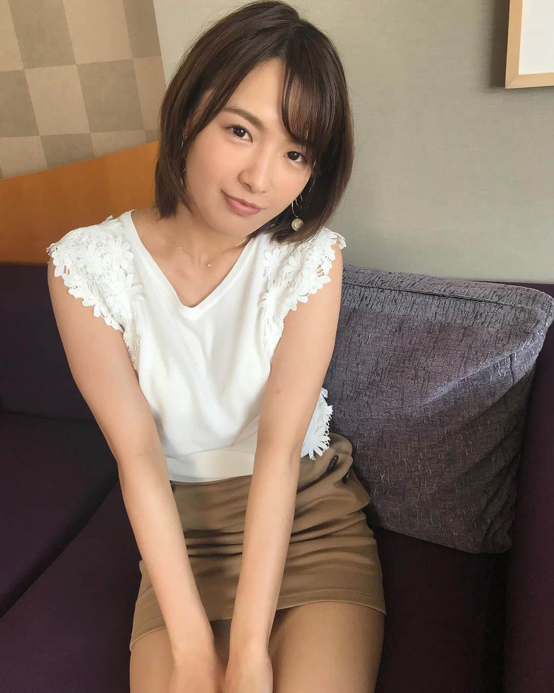 向井藍のインスタグラム：「good morning☀️  #向井藍 #aimukai #ショートヘア #ショートカット」