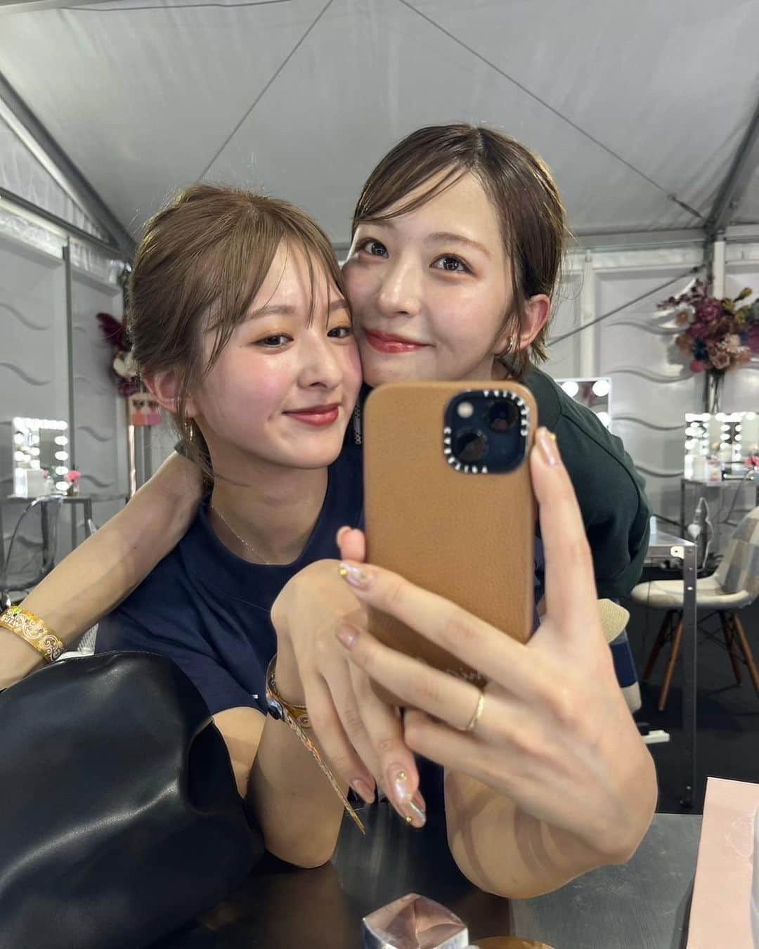 ぐでみなみさんのインスタグラム写真 - (ぐでみなみInstagram)「初のワイルドバンチ🏕️   そもそもフェスに行くのが初めてで  色々心配だったんだけど  テントやテーブルが揃ってるスペースがあって、そこで休憩できたし   クーラーがガンガンついてて涼しいパウダールームもあったから 帰りに涼みながら、 お化粧直しして   快適な夏フェスでした♡   #wbf #ワイバン来た #夏フェスをオシャレに #DODOASiS #女性に優しい夏フェス」9月18日 18時11分 - gudeminami