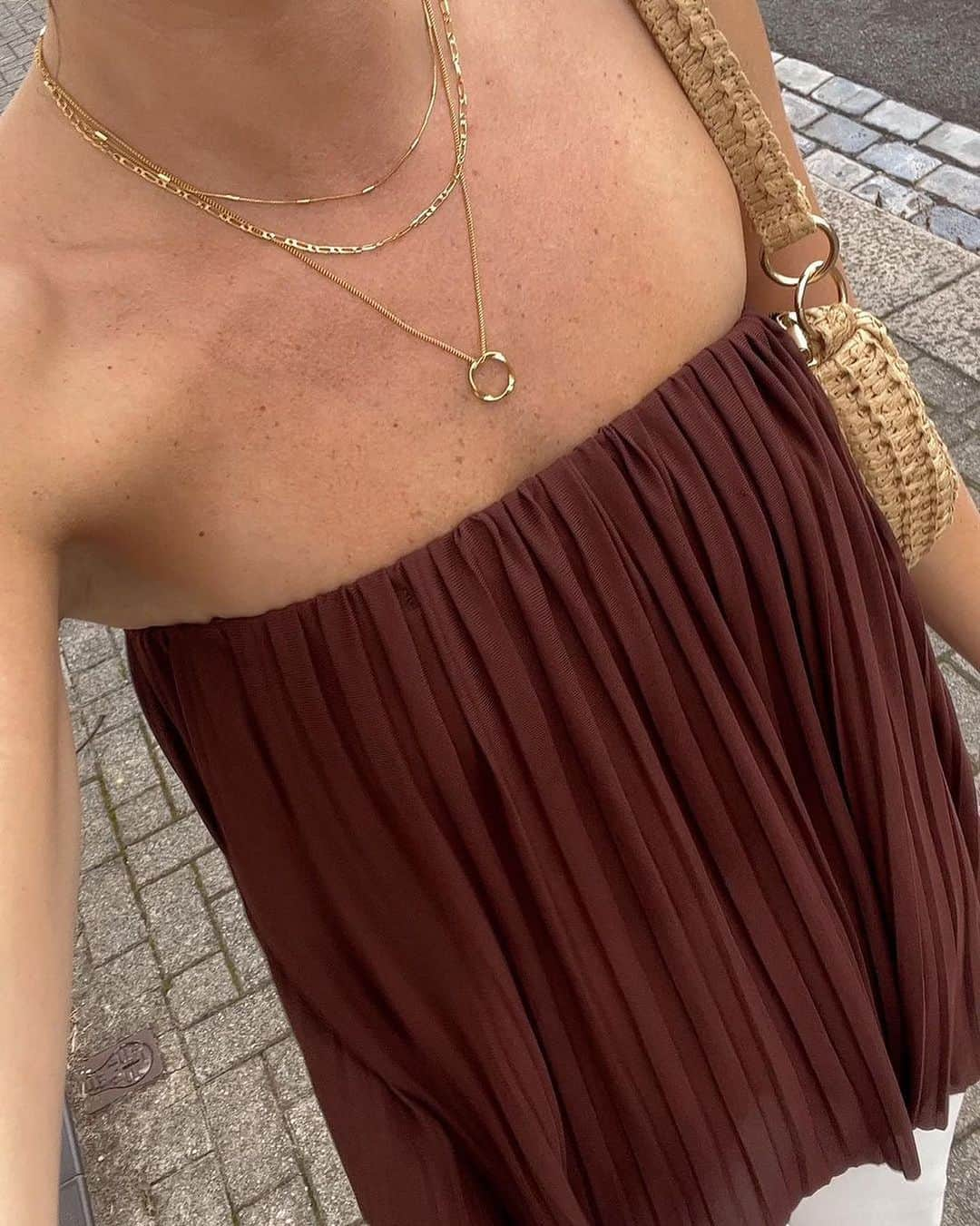 オレリアさんのインスタグラム写真 - (オレリアInstagram)「Layer up for autumn in our bestselling Open Circle 3 Row Necklace  @sophiefwilliams」9月18日 16時52分 - oreliajewellery