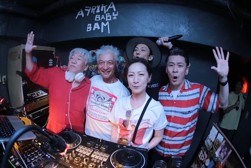のインスタグラム：「真夏日連休中日 写真by諸田 #レッツゴーヤーング #オルガンバー」