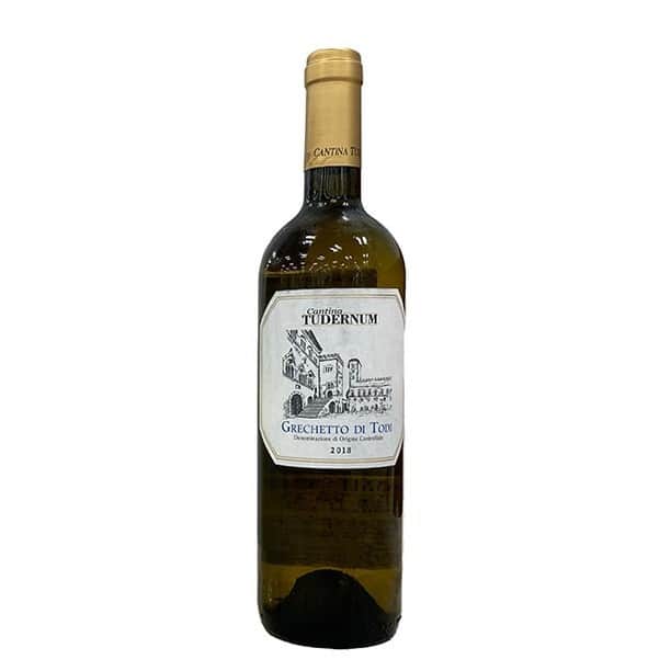 フィガロジャポンさんのインスタグラム写真 - (フィガロジャポンInstagram)「フィガロジャポンのグルメ担当が残暑の中で味わいたい、6つのおすすめ白ワインをピックアップ。今回は、グルメ班がよく行くワインショップから税込2000円以内の白ワインを厳選してご紹介。⁠ ⁠ 1_ペトラ ベルヴェント･ヴェルメンティーノ 2021 ¥1,958円⁠ ⁠ 2_カンティーナ・トッロ トッレビアーノ ダブルッツォ ビオロジコ ¥1,870⁠ ⁠ 3_カンティーナ・トゥデルヌム  グレケット・ディ・トディ ¥1,760⁠ ⁠ 4_トラピチェ ヴィンヤーズ トロンテス ¥1,650⁠ ⁠ 5_テッラ ムンディ リアス　バイシャス　アルバリーニョ ¥1,868⁠ ⁠ 6_セラフ　ヴァン・ド・フランス　ソーヴィニヨン・ブラン 2022 ¥1,188⁠ ⁠ 詳しい情報はプロフィールのLink In Bioにてチェック🔗 ⁠ ⁠ #白ワイン #whitewine」9月18日 17時00分 - madamefigarojapon