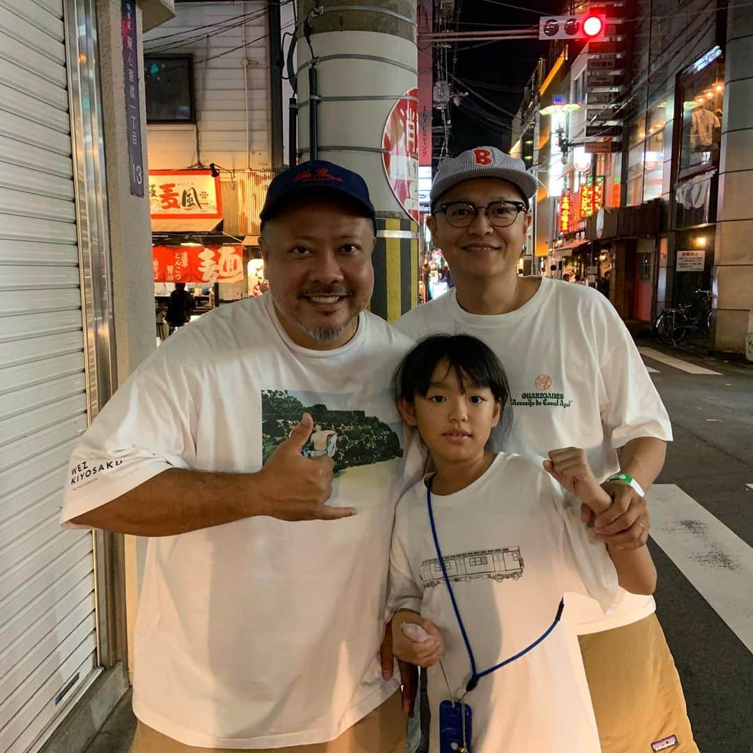 Boseさんのインスタグラム写真 - (BoseInstagram)「兵庫県伊丹市のフェスに出演して、大阪に移動したらキヨサクに偶然会った。今日はコヤブソニック。 #伊丹グリーンジャム #モンパチ #キヨサク #コヤブソニック2023」9月18日 9時25分 - bose_sdp