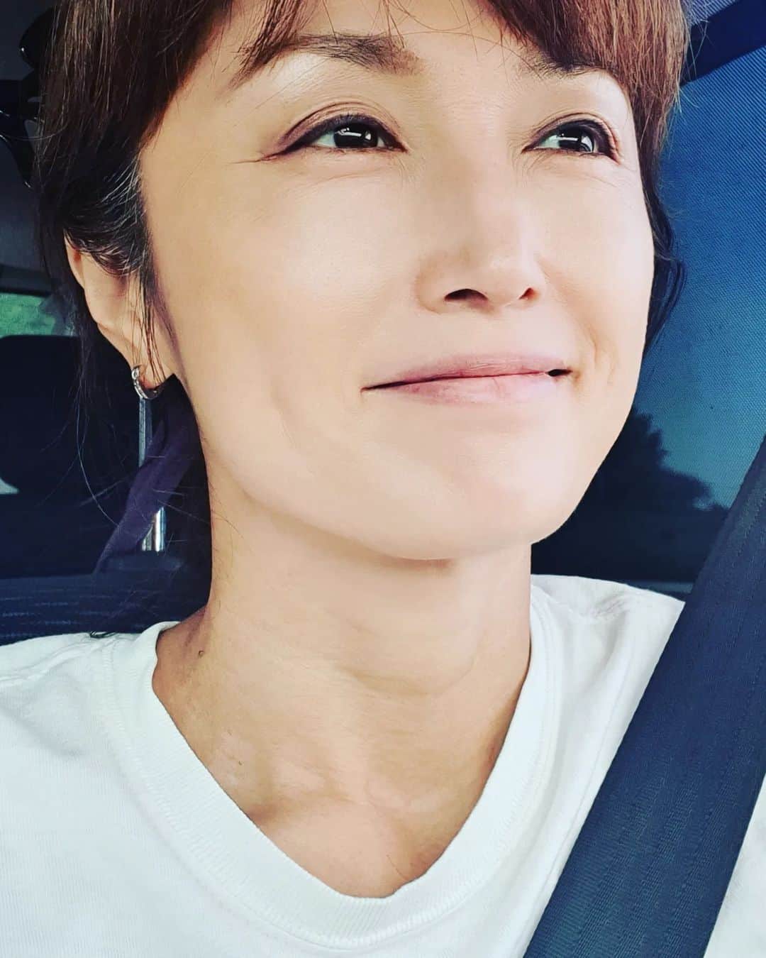 井上晴美さんのインスタグラム写真 - (井上晴美Instagram)「女優の日常  連休最終日〜♬  敬老の日〜♬  永遠の王子様  尾崎豊  熱唱しながらドライブ🚘  雨ふってたけど晴れてきた☀  みんないかがお過ごし?  27歳の誕生日も近いので若さ💯で生きてるよ  See you  #尾崎豊 #卒業 #ドライブ #driving #love #day」9月18日 10時20分 - harumi_inoue_