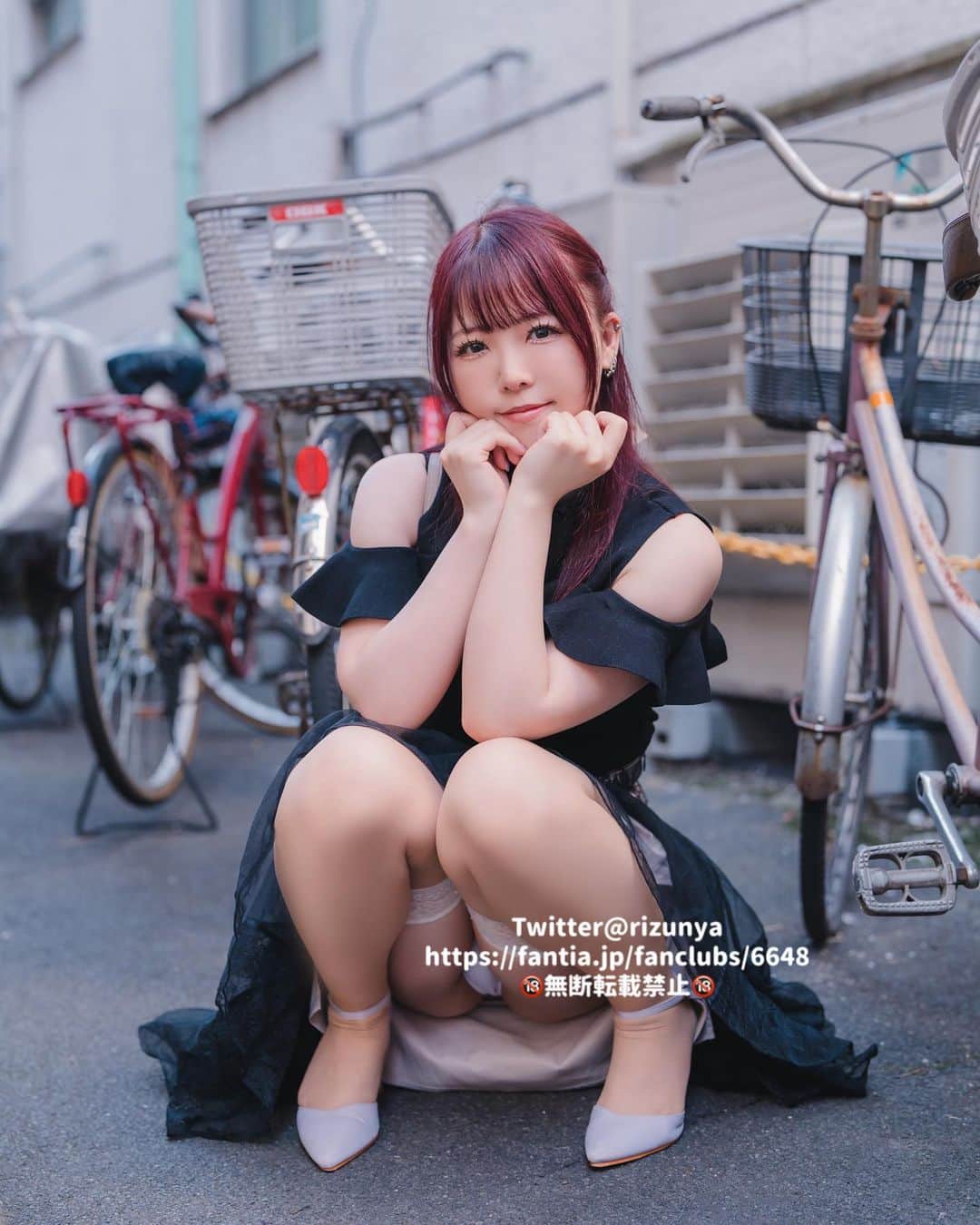 りずなのインスタグラム：「街角お姉さん  #cosplay #coser #お姉さん」