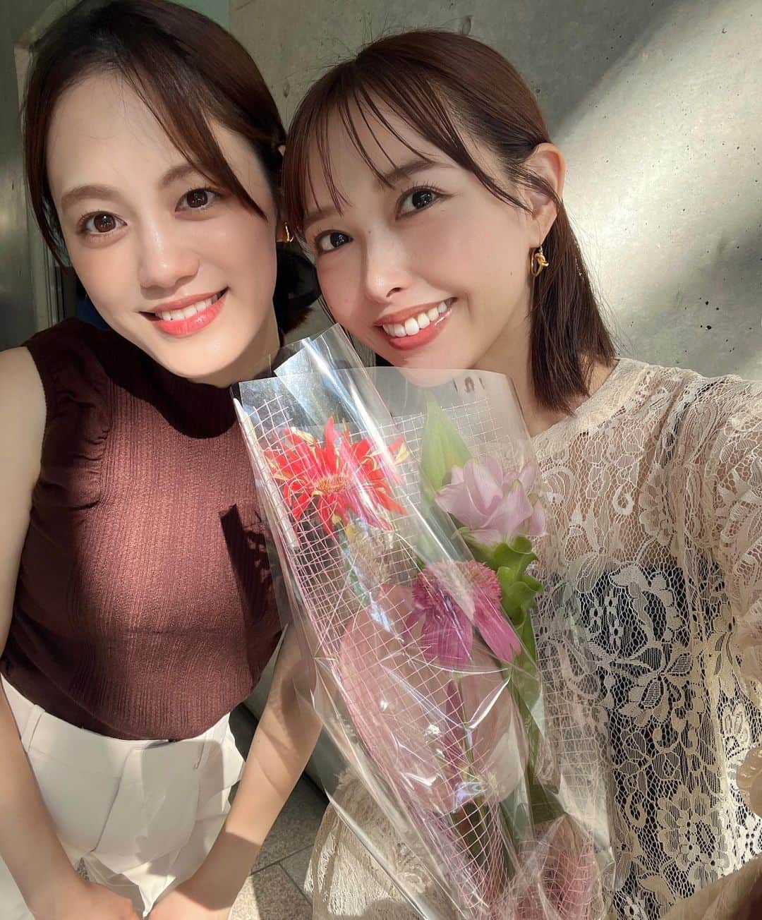 山内遥さんのインスタグラム写真 - (山内遥Instagram)「.  るぅ素敵なお祝いありがと💐🤍 これかな〜あれかな〜って悩んでくれたお花嬉しい🫶🏻  .」9月18日 10時47分 - haruka__yamauchi