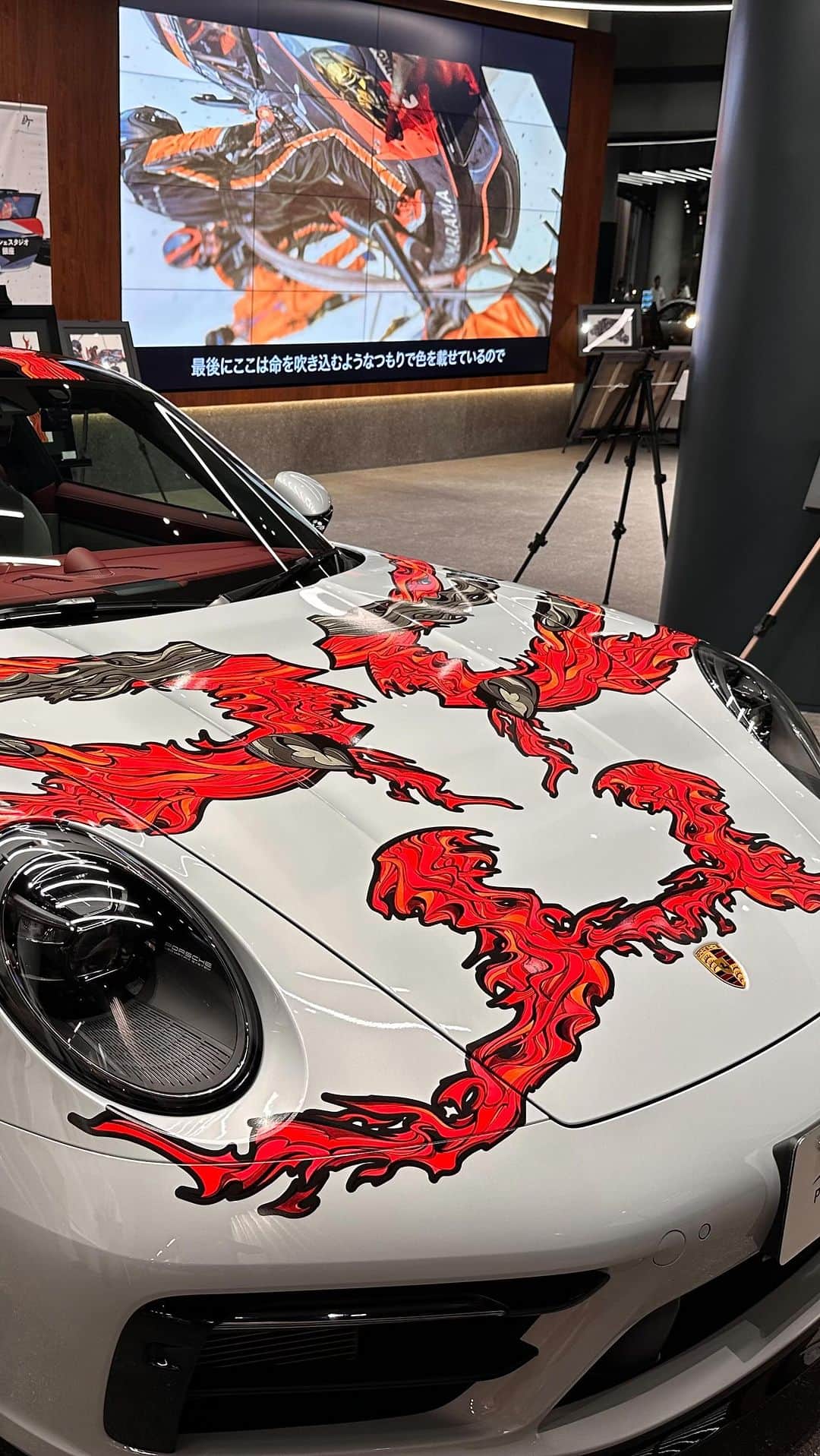 石川直宏のインスタグラム：「『PORSCHE 911 Carrera × Dai Tamura』  #Porsche #ポルシェ #911carrera #911カレラ @porschestudioginza  @dai.tamura」
