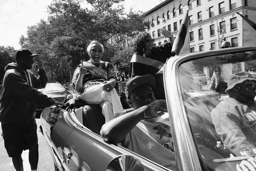 Q. Sakamakiさんのインスタグラム写真 - (Q. SakamakiInstagram)「54th Annual African American Day Parade in Harlem. Lots of music, fun and hope for no more gun violence. #AfricanAmericanDayParade #harlem #NYC」9月18日 13時11分 - qsakamaki