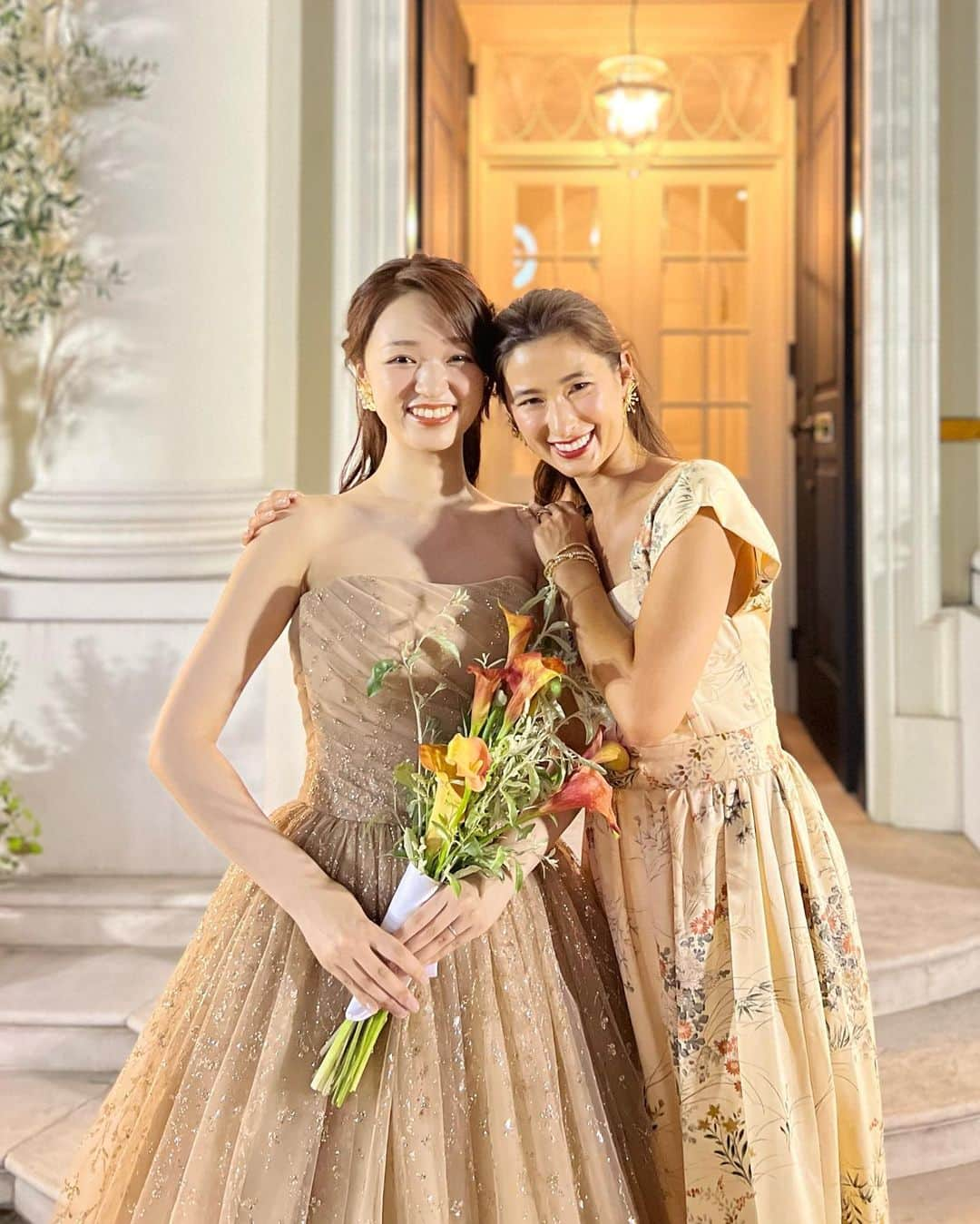 メロディー洋子さんのインスタグラム写真 - (メロディー洋子Instagram)「There’s something so special about celebrating your only cousin’s wedding with her beloved!   She looked so beautiful I was speechless!   It was a truly magical evening coming together as a family for love. It’s not often we all get together so I will cherish this event forever.   Friends and family came together to celebrate them and there was not a dry eye in the house!  Congratulations Eiko and Shuhei! Many many blessings your spectacular union! 💒💕💕💕  たった一人の従姉妹の結婚式を、彼女の最愛の人と一緒に祝うというのは、とても特別なことだ！  あまりの美しさに言葉を失った！  家族みんなで愛を分かち合う、本当に魔法のような夜だった。みんなで集まることはめったにないから、このイベントは一生大切にしたい。  友人や家族もふたりを祝うために集まってくれて、家中目が乾くことはなかった！  瑛子ちゃん、修平さん、おめでとうございます！お二人の素晴らしい結婚にたくさんの祝福を！💒💕💕💕」9月18日 13時10分 - melody.yoko