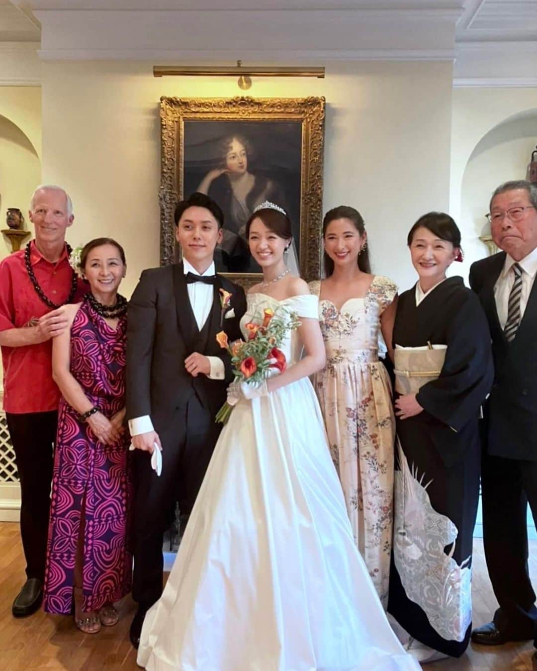 メロディー洋子さんのインスタグラム写真 - (メロディー洋子Instagram)「There’s something so special about celebrating your only cousin’s wedding with her beloved!   She looked so beautiful I was speechless!   It was a truly magical evening coming together as a family for love. It’s not often we all get together so I will cherish this event forever.   Friends and family came together to celebrate them and there was not a dry eye in the house!  Congratulations Eiko and Shuhei! Many many blessings your spectacular union! 💒💕💕💕  たった一人の従姉妹の結婚式を、彼女の最愛の人と一緒に祝うというのは、とても特別なことだ！  あまりの美しさに言葉を失った！  家族みんなで愛を分かち合う、本当に魔法のような夜だった。みんなで集まることはめったにないから、このイベントは一生大切にしたい。  友人や家族もふたりを祝うために集まってくれて、家中目が乾くことはなかった！  瑛子ちゃん、修平さん、おめでとうございます！お二人の素晴らしい結婚にたくさんの祝福を！💒💕💕💕」9月18日 13時10分 - melody.yoko