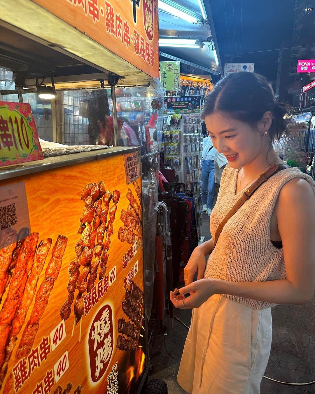 イ・ソンビンさんのインスタグラム写真 - (イ・ソンビンInstagram)「🍢❤️ in Taiwan ✨」9月18日 13時43分 - sunbin_eyesmag