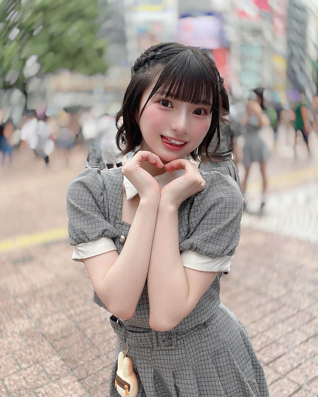 姫野ひなのさんのインスタグラム写真 - (姫野ひなのInstagram)「アイドルになるために北海道から上京してきました♡  道産子☃️148㎝🍼 \\姫野ひなのっていいます//  見つけてくれてありがとう💭ひなのが君のこと幸せにするよ🌷」9月18日 14時20分 - pi._.y