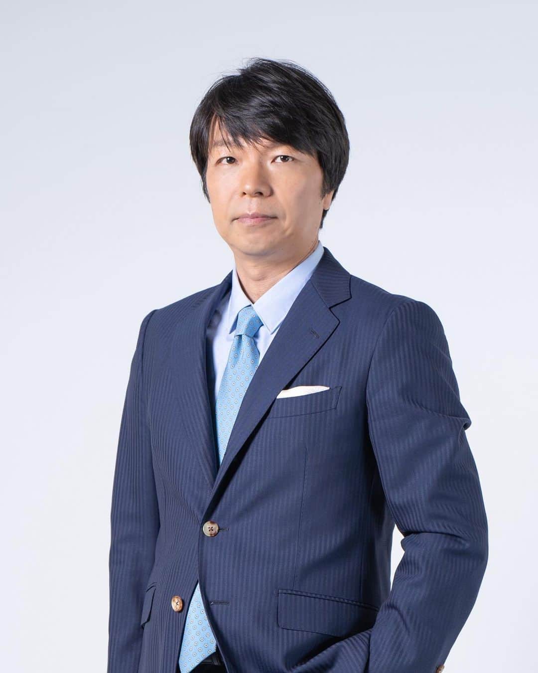 カンニング竹山のインスタグラム：「今夜8時youtubeチャンネル 「竹山報道局」では初の無料生配信！ これやります！無料ですよ！ ↓↓↓↓↓↓↓ カンニング竹山×政治ジャーナリスト青山和弘 ベロベロ生配信～飲みながら第二次岸田内閣ぶった切り～ 皆様をお待ちしております！ ザブングル加藤もいます。 youtubeで竹山報道局と検索を！」