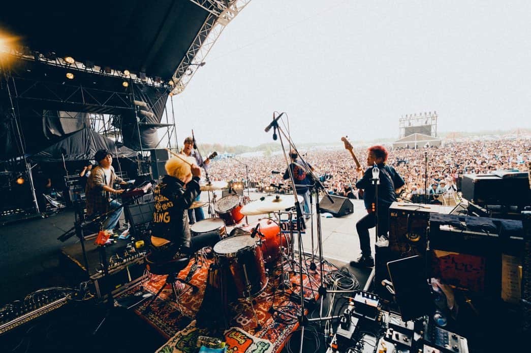 のインスタグラム：「THANK YOU!!ROCK'N'ROLL!!!YAMAGUCHI ROCK CITY🔥🔥🔥 @go_go_vanillas_official  photographer @renzo1101  @wild_bunch_fest  #WILDBUNCH2023」