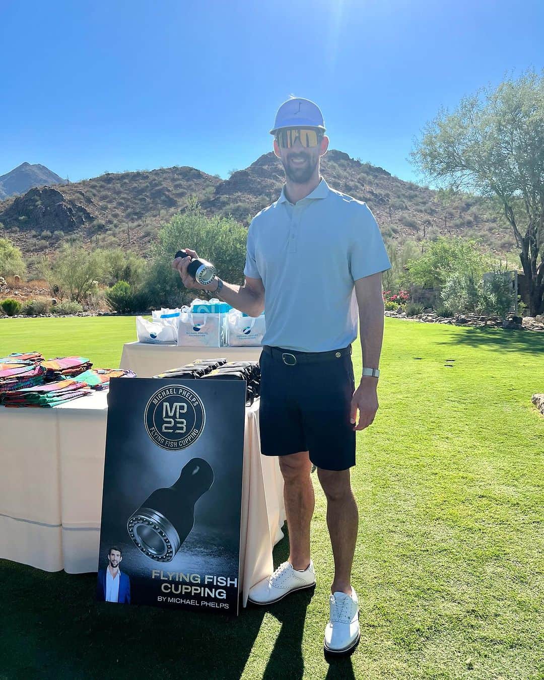 マイケル・フェルプスのインスタグラム：「LAUNCH DAY   The wait is finally over..  Introducing the culmination of nine years of innovation and expertise.   Flying Fish Cupping devices, specially designed by the🏅 Olympian Michael Phelps.   A revolutionary cupping device that sets a new standard in relaxation, rejuvenation, and self-care.  The Future of Cupping, Available Now✨  #goat #michaelphelps #mentalhealth #wellness #olympics #goldmedalist #flyingfishcupping #mp23 #michaelphelpsfoundation #silverleaf #scottsdale」