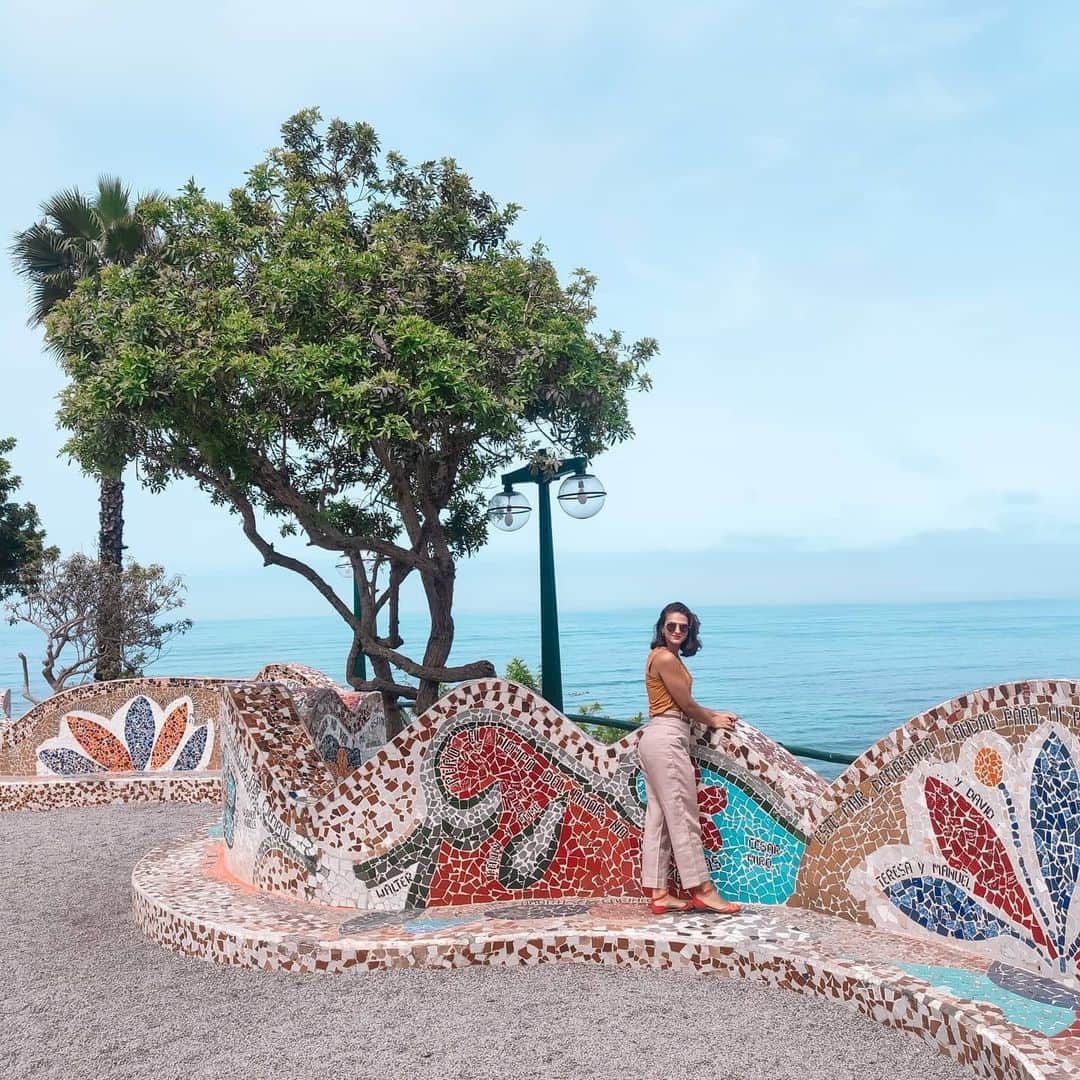 デルタ航空のインスタグラム：「It's officially Latin and Hispanic Heritage Month, so with the help of our friends at @latamairlines, we’re sharing  some destinations to help you learn a little more about Latin and Hispanic cultures – and first up is Lima.⁣ ⁣ Check out our Story highlights for recommendations in this stunning city. ⁣ ⁣ Photo: @vainaminhadica」