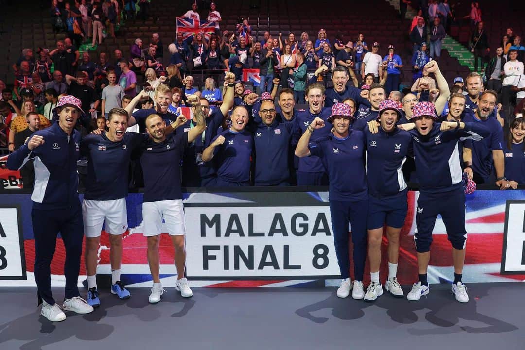 キャメロン・ノリーのインスタグラム：「Fortunate to be part of this team, amazing week. See you soon Malaga ⚡️💪🇬🇧」