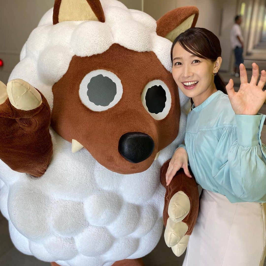 島津咲苗さんのインスタグラム写真 - (島津咲苗Instagram)「三連休楽しめましたか？ また明日から頑張れますように😌 おやすみなさい💤(早っ！)笑 . . . #健康第一 #早寝 #早寝早起き #かなり早い #ウルフィ #誰よりも激務 #1日2ドデスカ #敬老の日 #シルバーウィーク」9月18日 19時01分 - sanae_shimazu