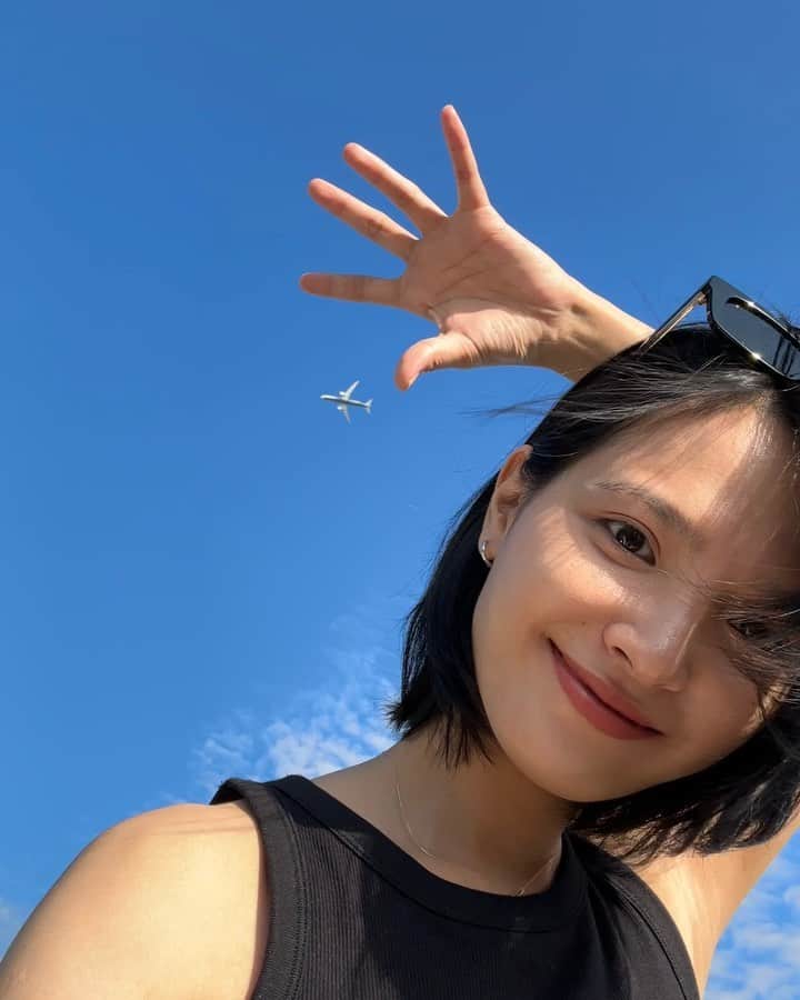 吳子霏（Ellen Wu）のインスタグラム：「抓飛機吃掉可以許願 到底是從哪裡聽說的呢」
