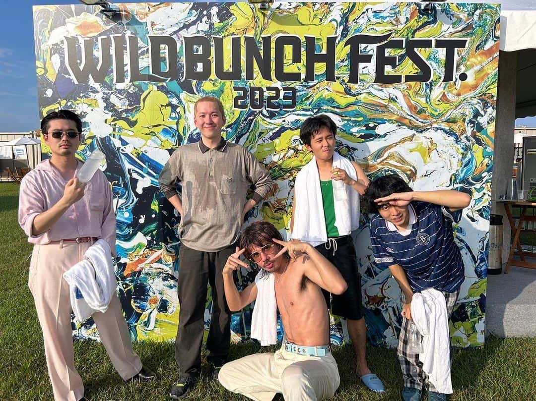 ハマ・オカモトのインスタグラム：「WILDBUNCH FEST. 2023 出不精にはきつすぎる ドがつくピーカンだったが、 オーディエンスはみんなめちゃくちゃ音楽的ですごく楽しかったです。みんなありがとう！」