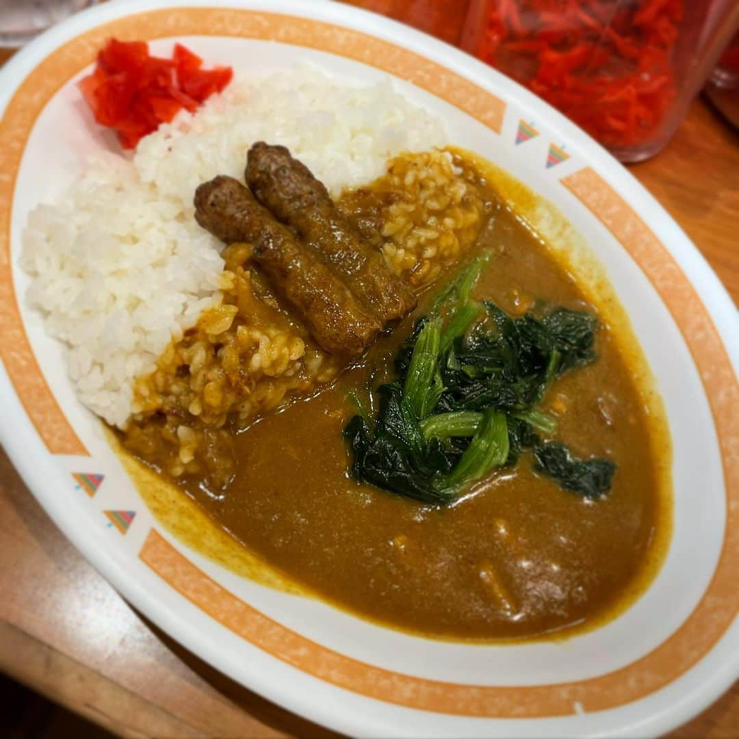 木村ひさしさんのインスタグラム写真 - (木村ひさしInstagram)「最高のおっさんの晩ごはん。 C & Cカレー　ほうれん草とポークスティックのカレー(辛口) 配信に間に合いそうなんで急いで食べた #最高のおっさんのカレー  #2023チャレンジ第三弾  #今日からヒットマン #ふらくらマックス #9月18日 生配信」9月18日 20時07分 - kimura.hisashi