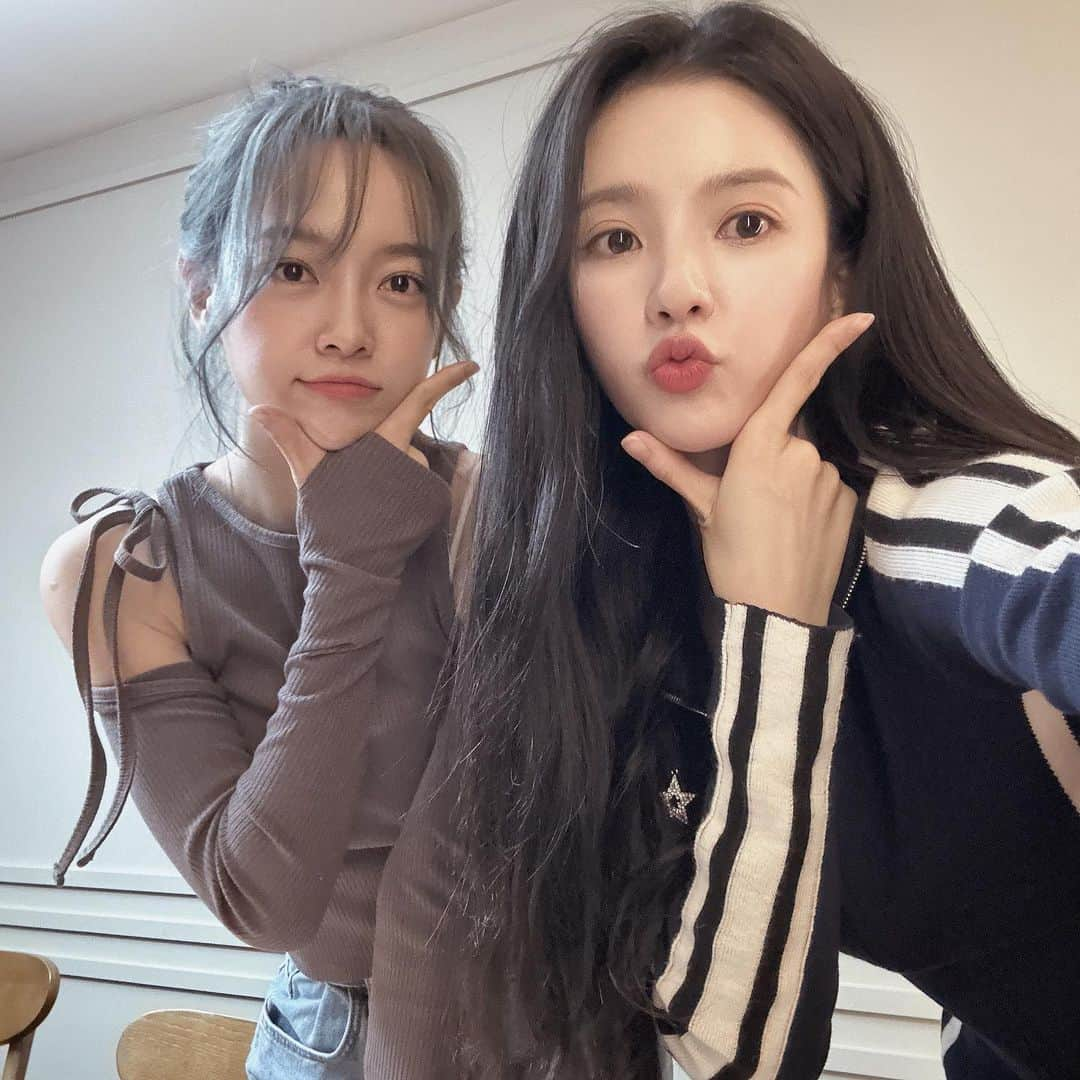 キム・セジョン（Gugudan SeMiNa）さんのインスタグラム写真 - (キム・セジョン（Gugudan SeMiNa）Instagram)「류샐리 ㅜㅇㅠ💕 @sally_lxning」9月18日 20時09分 - clean_0828