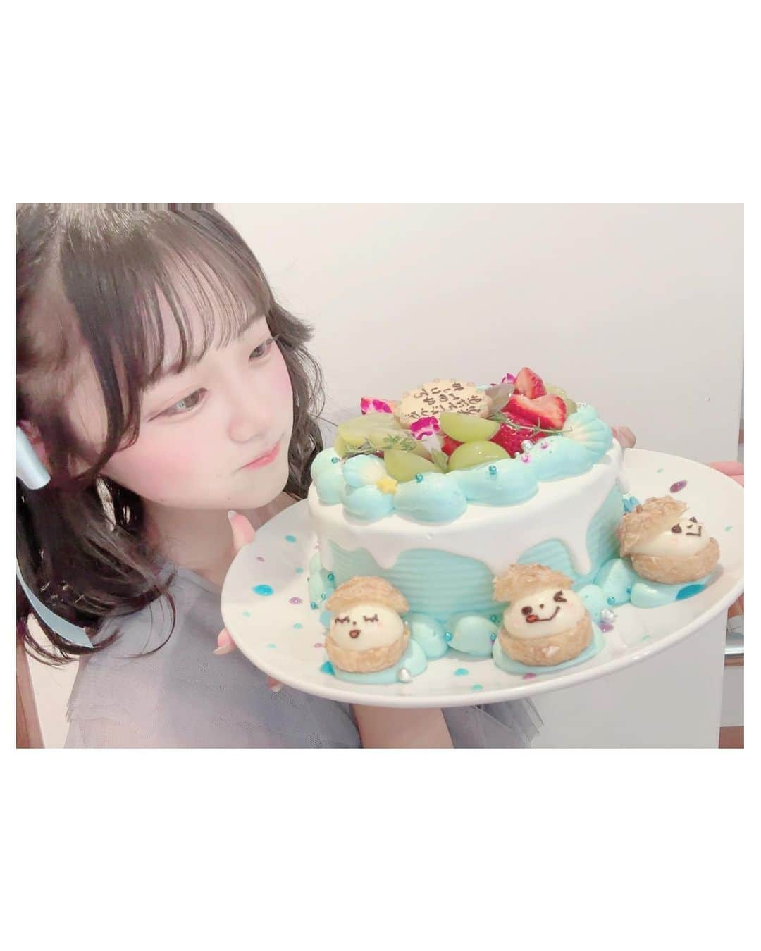 まほこさんのインスタグラム写真 - (まほこInstagram)「16歳になりました💝🪄  みんな沢山のお祝いありがとう💧💘 だーいすきだよ〜♡」9月18日 20時10分 - mahoko.0918