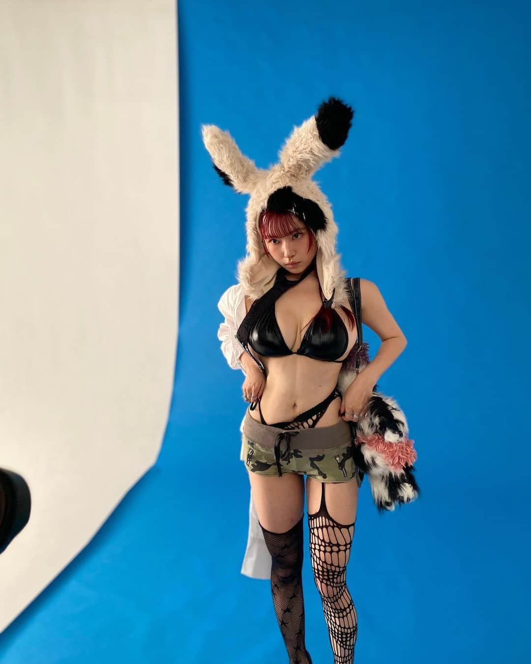 なつかのインスタグラム：「🐰⭐︎( ˘ω˘ ) ｽﾔｧ @cfierce_official 🐰🖤🩷  make by @he_to_mean  styling by me🧸」