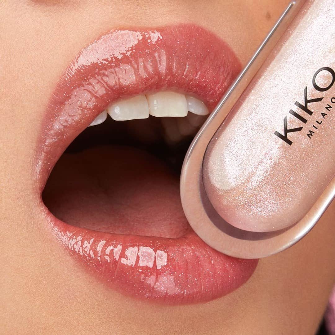 KIKO MILANOさんのインスタグラム写真 - (KIKO MILANOInstagram)「A Don’t miss out! The shade of our gleaming 3D Hydra Lipgloss that everyone’s talking about is back in stock online 😍😍😍 Don’t miss your chance to grab this popular hue before it’s gone! Arriving in #KIKOStores soon, stay tuned 💋 ⁣ ⁣ #KIKOLips #KIKOLipgloss #hydraligloss #limitededition #glossylips⁣ ⁣ 3D Hydra Lipgloss Limited Edition 41⁣」9月18日 20時30分 - kikomilano