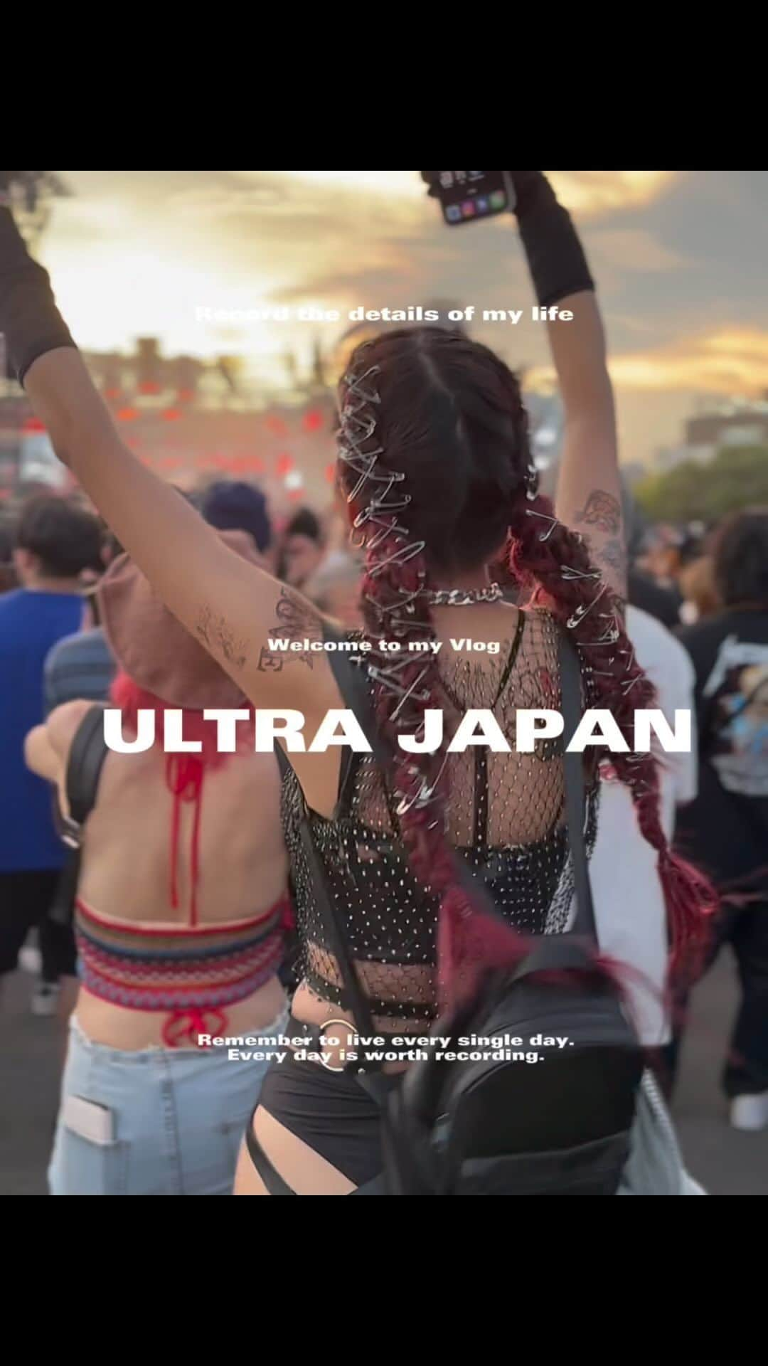 YUKIのインスタグラム：「ULTRA JAPAN 2023  今年行った人いるかな？💜  #ultrajapan #ウルトラジャパン #フェス #フェスコーデ #festival #festivalfashion #japan」