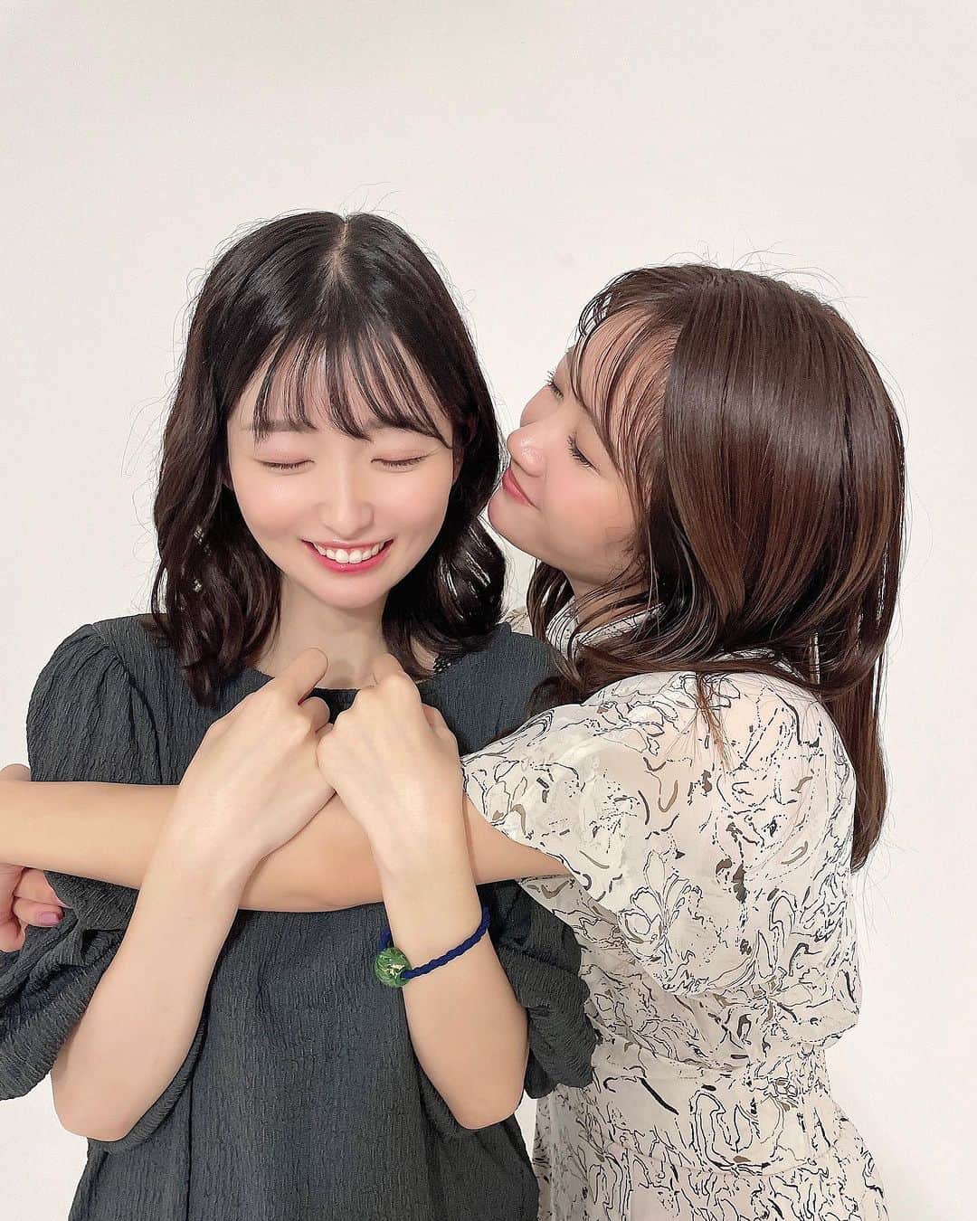 のインスタグラム：「今日も一日お疲れ様です ˘͈ᵕ˘͈  久しぶりの写真投稿は、 せいたんといちゃいちゃな写真😂❤︎  このごろスターチスのラブレターメンバーとずっと一緒に過ごしてて、メンバーへ母性が溢れまくってます𓂃 𓈒𓏸  みんなスタラブメンバーのSNSはチェックしてくれてますか🐰？  これは、プロデューサー2人でのショットだけど、メンバーとの2ショットもストーリーに載せてるので見てね¨̮   #スターチスのラブレター #スタラブ #アイドル #idol #japanesegirl」