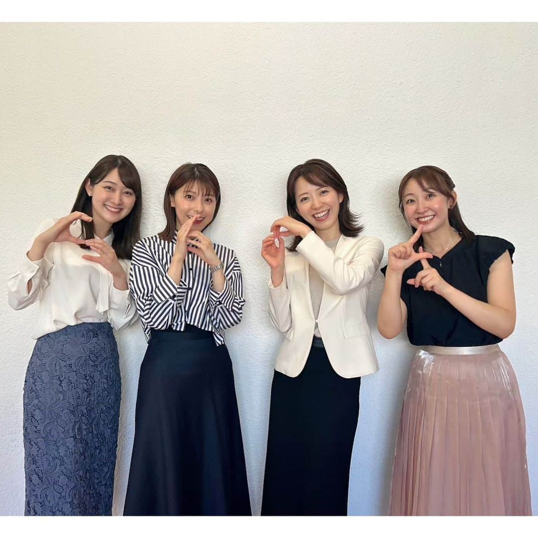 内田嶺衣奈さんのインスタグラム写真 - (内田嶺衣奈Instagram)「昨日はNHK 民放6局防災プロジェクトとして 横浜国立大学で行われたぼうさいこくたい2023に参加してきました😊  各局のアナウンサーの皆さん・キャラクターたちと一緒にクイズ大会✨  普段なかなかない他局の皆さんとの交流、嬉しかったです😊  子供達も一生懸命クイズに参加してくれました✨ 楽しみながら防災を学べる機会が増えていけばいいなと思います。  そして！ガチャピンとムック、大活躍でした😍 ありがとう〜💚❤️  #NHK民放6局防災プロジェクト #ぼうさいこくたい2023 #いのちともに守る #防災士 #ガチャピン #ムック #NHK #佐々木美佳　アナ #日本テレビ #杉原凛　アナ #テレビ朝日 #森山みなみ　アナ #TBS #上村彩子　アナ #テレビ東京 #矢内雄一郎　アナ  みんなが自然な笑顔の1枚目の写真、 その後のシンポジウムにご出演された テレビ東京の狩野恵里アナウンサーが撮ってくださいました🫶 ありがとうございます😊」9月18日 20時45分 - reina.uchida