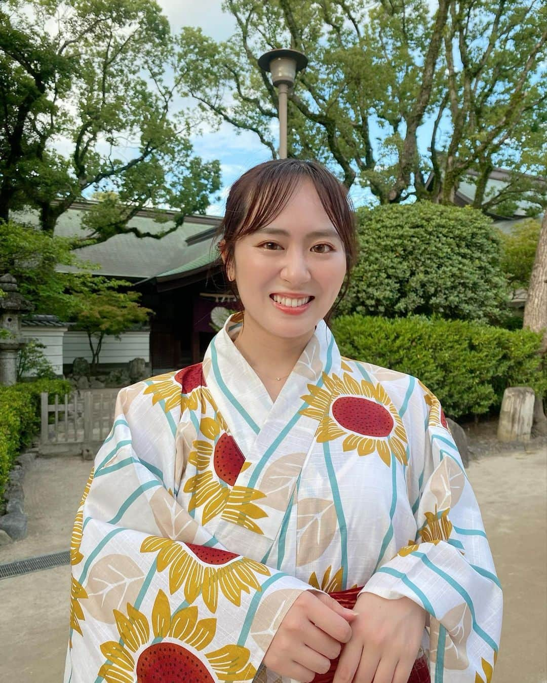 坂口理子さんのインスタグラム写真 - (坂口理子Instagram)「プライベートでも浴衣着られました👘  去年は行けなかったから 2.3年ぶり放生会でした☺︎  楽しかった〜！！！！  この時期の浴衣涼しくて 最高だったー！ けどまだまだ暑かったー！！  たくさん食べたー！！  久しぶりにリール投稿もしようかな.... と考え中...気まぐれ投稿します！  #放生会 #筥崎宮 #浴衣 #yukata」9月18日 21時06分 - ricopi__hkt48