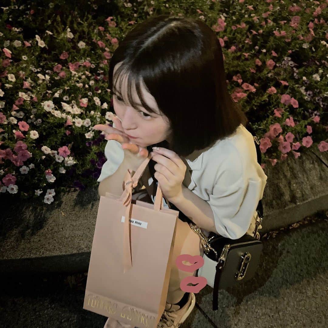 右近心優さんのインスタグラム写真 - (右近心優Instagram)「@miumiu 🎀  自分へのお誕生日プレゼント買ってしまいました^ ^   #miumiu  #pink   #フレンチガーリー  #ガーリー」9月18日 21時09分 - miyu_.0913