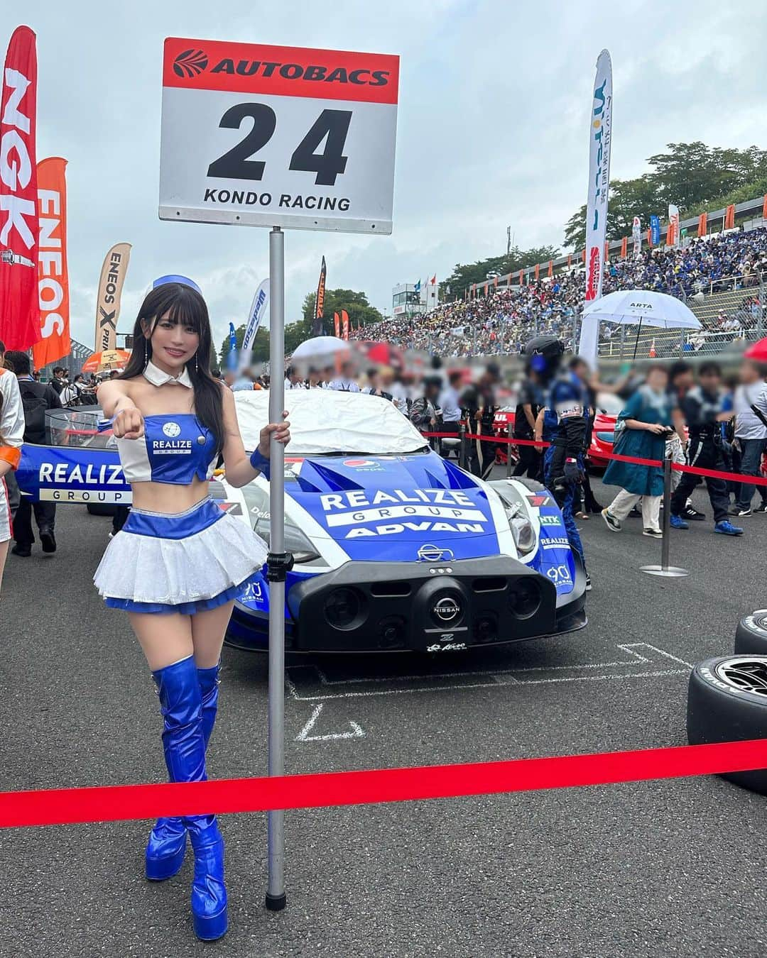 織田真実那のインスタグラム：「#SUPERGT  Rd6 菅生🐮 お疲れ様でした🏁  24号車➡️5位 56号車➡️10位 という結果になりました✊  レースが終わった後まで大波乱のレースでした🥺  見ていて追いつくのに必死でここはどうして？？ということも多かったのでもっと勉強したい✏️💪  次戦もKONDOracingの応援よろしくお願いします✨  #supergt#sgt#レースクイーン#rq#リアライズコーポレーション#kondoracing#nissan#sugo#スポーツランドsugo」