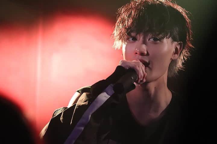 松本和志のインスタグラム：「六本木CLUB EDGE ありがとうございました！  最高の1日だったよ！  MCで俺の想いをみんなに伝えることが出来て良かった！あの時に伝えたことが全てです！  次会える日までアーティストとして、ALL HOWLのKazuとして、突き進み続けます🐺」