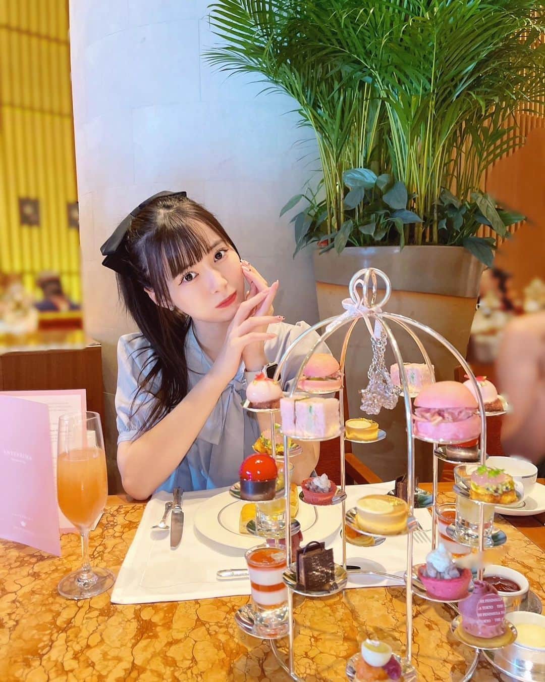 生田衣梨奈さんのインスタグラム写真 - (生田衣梨奈Instagram)「ANTEPRIMA アフタヌーンティー ⁡ ザ・ペニンシュラ東京で行われてて 行ってきました♡ ⁡ めちゃくちゃ全部美味しくて ご飯系がとても美味しかった！！！ ⁡ ⁡ 忙しい中で行けたアフタヌーンティー いろんなアフタヌーンティーいきたいな🫶 ⁡ #morningmusume23 #モーニング娘23#helloproject #えりぽんかわいい #生田衣梨奈のVSゴルフ5  #ELEYVSGOLF #生田衣梨奈 #ootd #l4l #love #ig_japan #Followme #ゴルフ #GOLF #ゴルフ女子 #アフタヌーンティー #銀座 #ザペニンシュラ東京 #ザペニンシュラ #アンテプリマ #ANTEPRIMA #アフヌン」9月18日 21時53分 - erina_ikuta.official