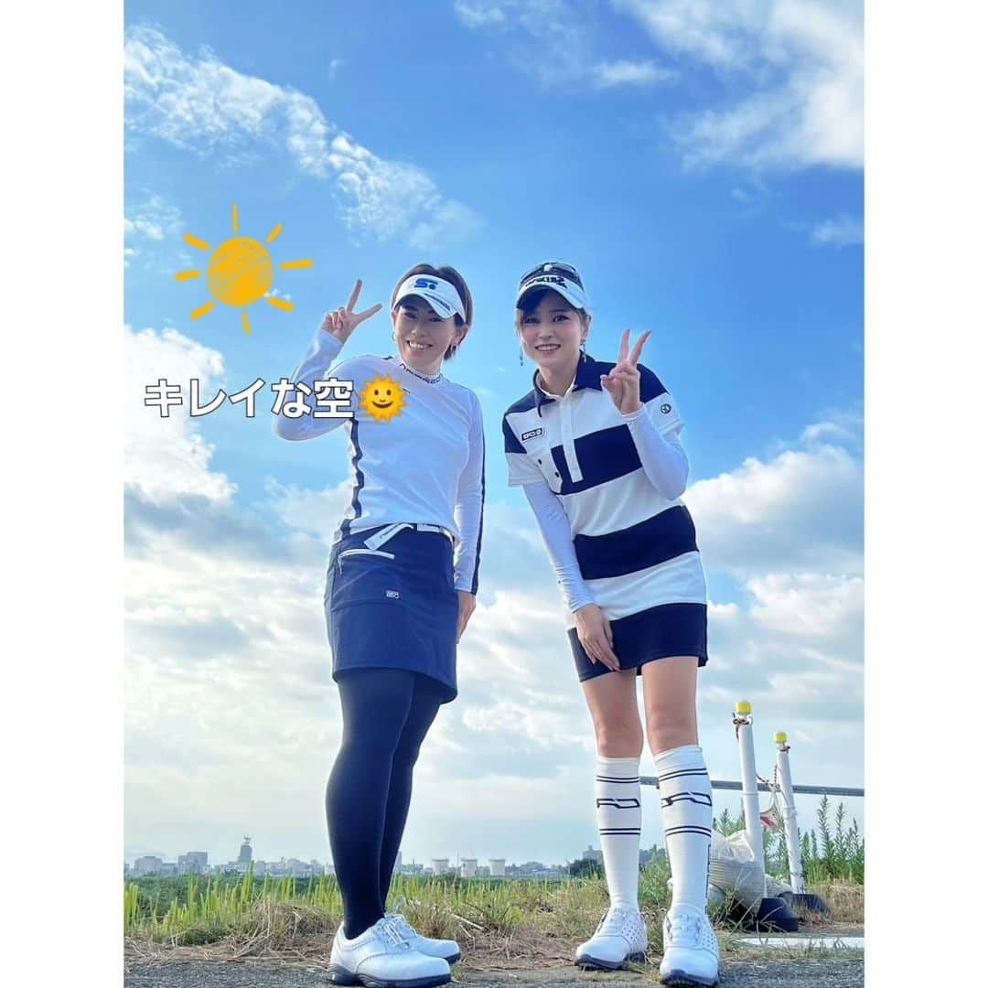 竹末裕美のインスタグラム：「今日は、最上川カントリークラブ⛳ 理事長杯・女子プロイベントでニアピン対決をさせていただきました✨️  庄内は初めてでしたが、とても楽しい方々が多く、大好きになりました😂 最上川カントリークラブは、河川敷ですがとても素晴らしいゴルフ場でした⛳ 2日間楽しんでいただけて良かったです😆 大変お世話になりました！ ありがとうございました😊  @yukiko_s0403  ありがとう❤️ @mai.golf.love 2日間お世話になりました😊  #ゴルフ#ゴルファー#プロゴルファー#女子プロゴルファー#最上川カントリークラブ#庄内#酒田#ニアピン対決#プロアマ#ロサーセン#ウェア#坂之下侑子プロ#関根麻衣子さん」