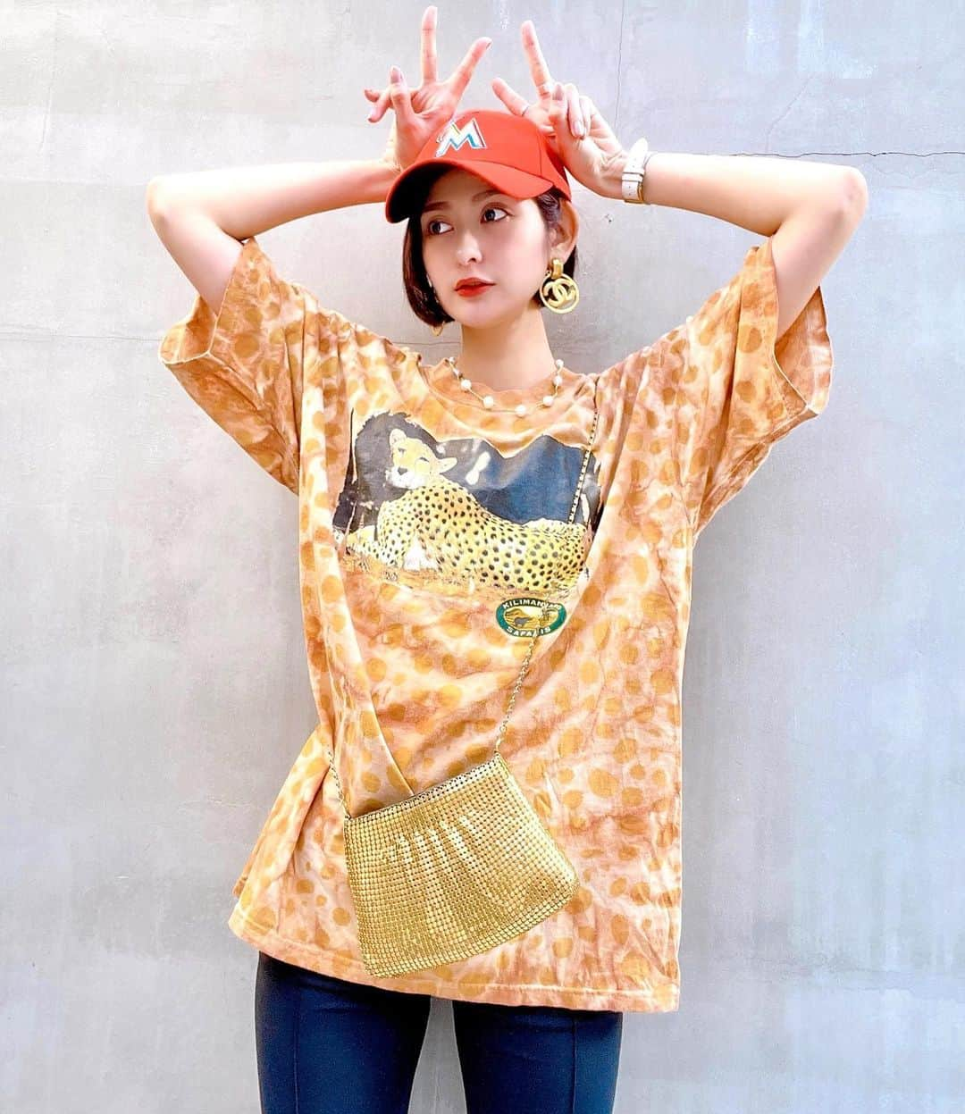 石井美絵子さんのインスタグラム写真 - (石井美絵子Instagram)「⚡️🐆🧡  cap #古着 top #古着 earring #chanel #vintage sandal #shaka ーーー #古着コーデ #古着女子 #古着mixコーデ #古着好き #カラーコーデ #カラフルコーデ #カラー好き 派手好き #カラフル好き #170cmコーデ #派手コーデ #派手服 #派手女子 #古着ファッション #高身長女子 #fashiongram #fashionlovers #vintagefashion #vintagelovers #colorfashion #colorfullife #ミカコのフク」9月18日 22時27分 - mikako.ishii