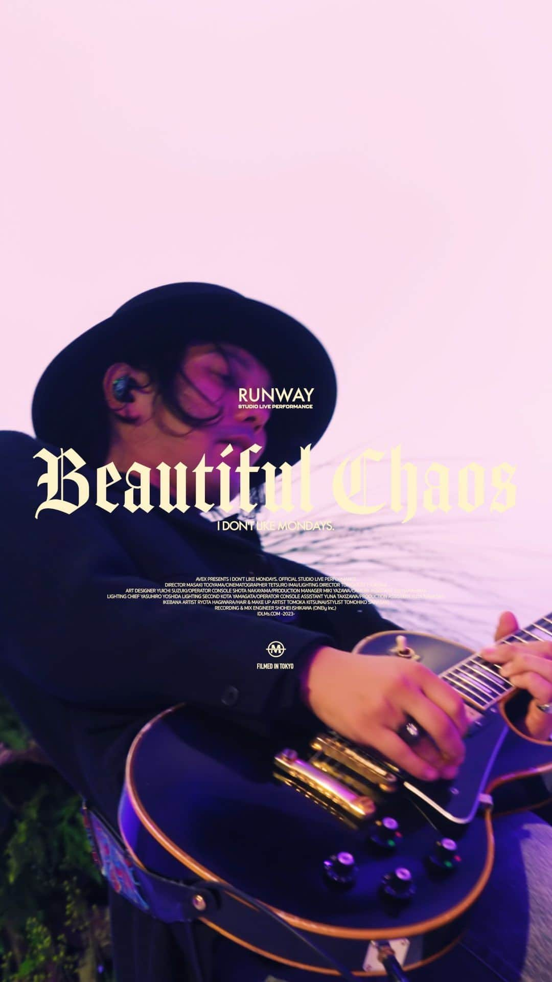 I Don't Like Mondays.のインスタグラム：「Beautiful Chaos (from "RUNWAY" Studio Live Performance) - NOW ON YouTube  #IDLMs_RUNWAY   Director : @tooyama_tbw  Ikebana Artist : @ryota0724  Hair & Make : @tomoca13  Styling : @sawasakitomohiko」