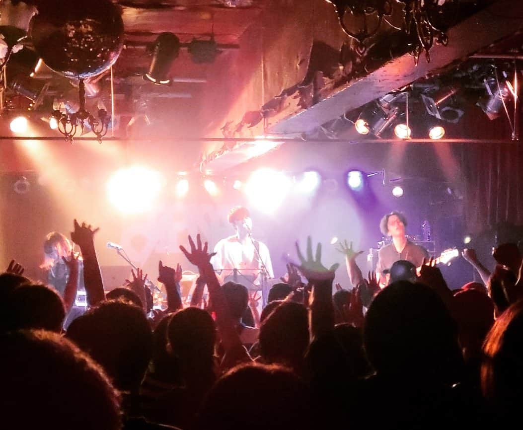 エンドウリョウさんのインスタグラム写真 - (エンドウリョウInstagram)「TOKYO CALLING 2023 Shibuya Chelsea Hotel,  良い景色をどうもありがとう。 みんなのおかげで生かされてます。 音楽楽しいわー！！ 感謝！！👏👏」9月18日 22時42分 - ryo_lelle