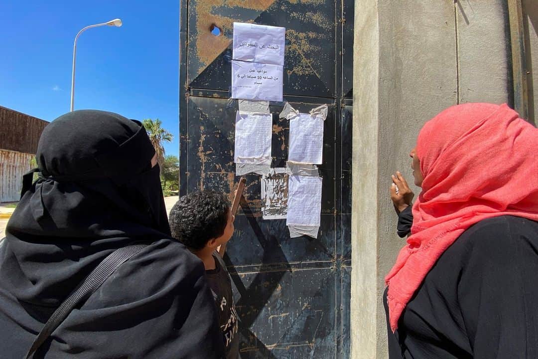 TIME Magazineさんのインスタグラム写真 - (TIME MagazineInstagram)「At least 11,300 are dead and more than 10,000 missing in Libya after devastating floods swept through the city of Derna.  Here, photographs from the disaster that include images of the flooding caused by Storm Daniel, people scanning the list of missing people, and a boy pulling a suitcase past debris in a flash-flood damaged area.  Link in bio.  Photographs by Jamal Alkomaty—AP; Esam Omran Al-Fetori—Reuters; AFP/Getty Images」9月18日 22時46分 - time