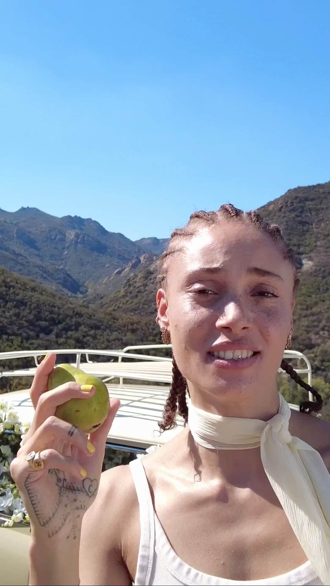 Jo Malone Londonさんのインスタグラム動画 (Jo Malone LondonInstagram)「Look closely