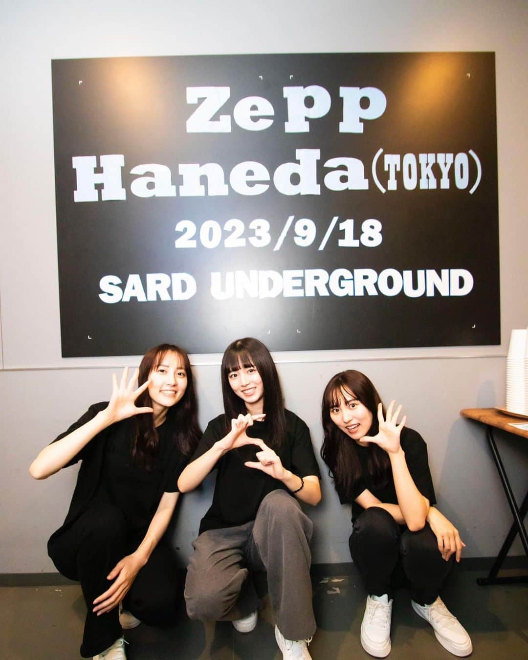 杉岡泉美のインスタグラム：「Zepp Haneda!! ありがとうございました😖 改めて、ライブはいいなと思いました。皆さんやメンバーと、思いっきり楽しめる時間が最高です！次はZepp Osaka Bayside！思いっきり一緒に楽しめたら嬉しいです✨🎸❤️‍🔥」