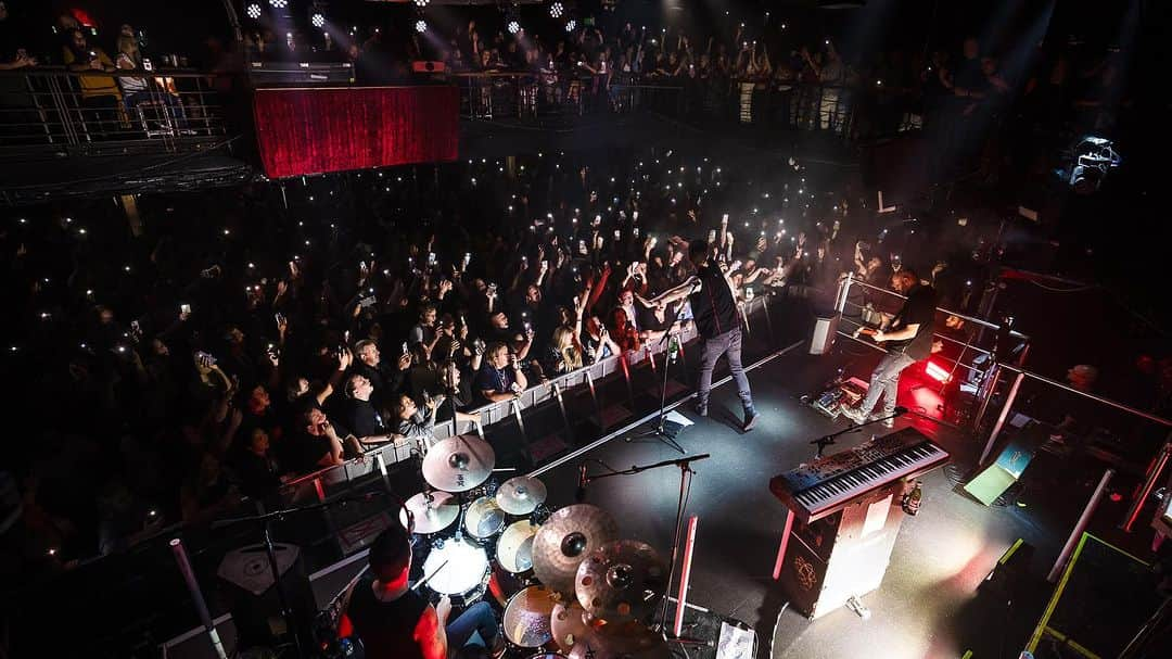 The Scriptのインスタグラム：「Sometimes, the best gigs are the intimate ones.」