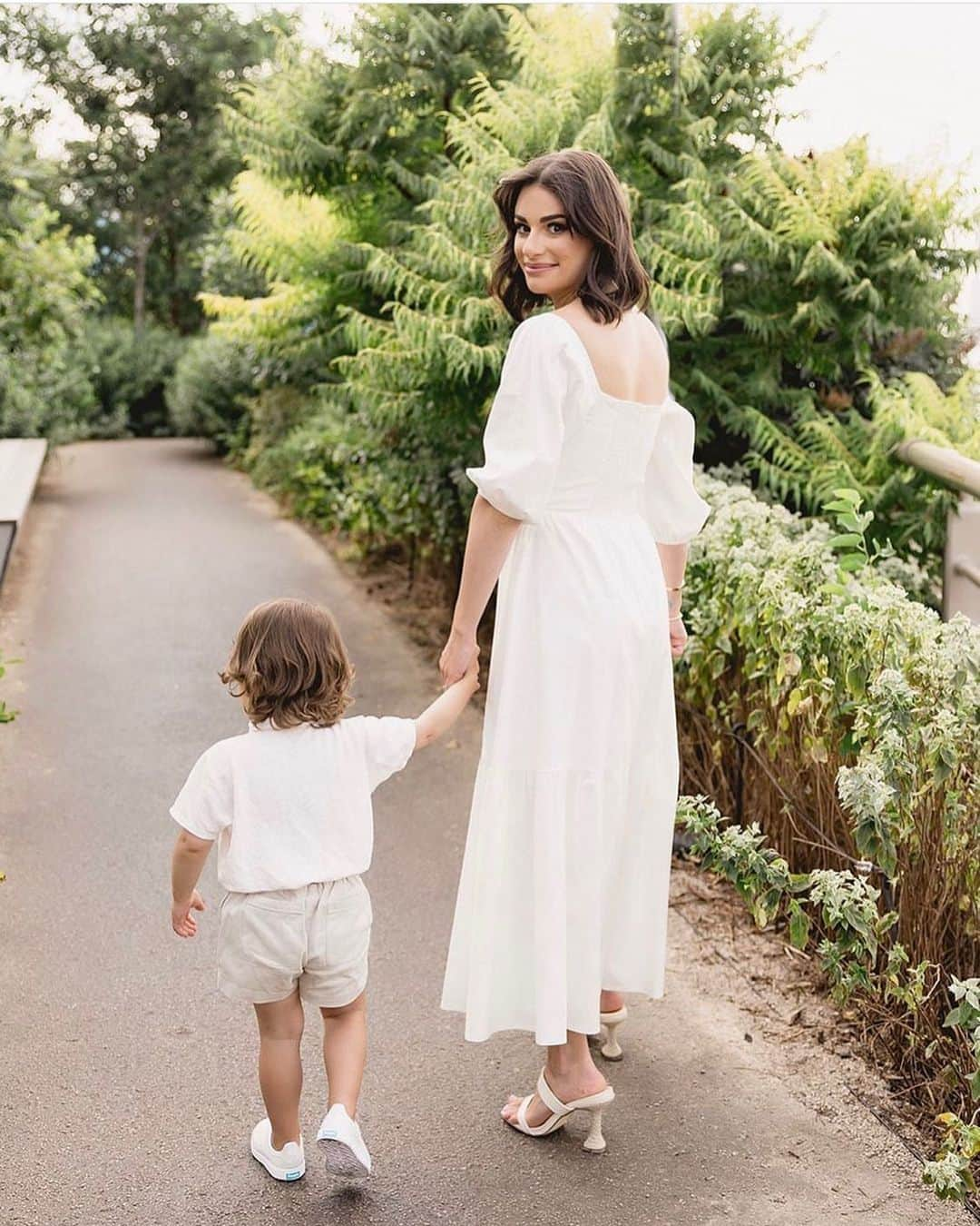 リア・ミシェルさんのインスタグラム写真 - (リア・ミシェルInstagram)「Me and my little man🤍」9月18日 23時48分 - leamichele