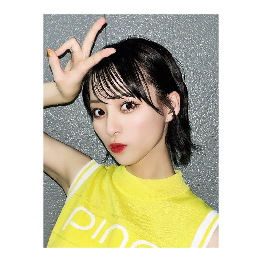 冨田菜々風のインスタグラム：「⚡  フロアキラーMV撮影の休憩時間！ わちゃわちゃ写真いくつか撮れたから、それはまた今度載せようかな〜〜😸💭」